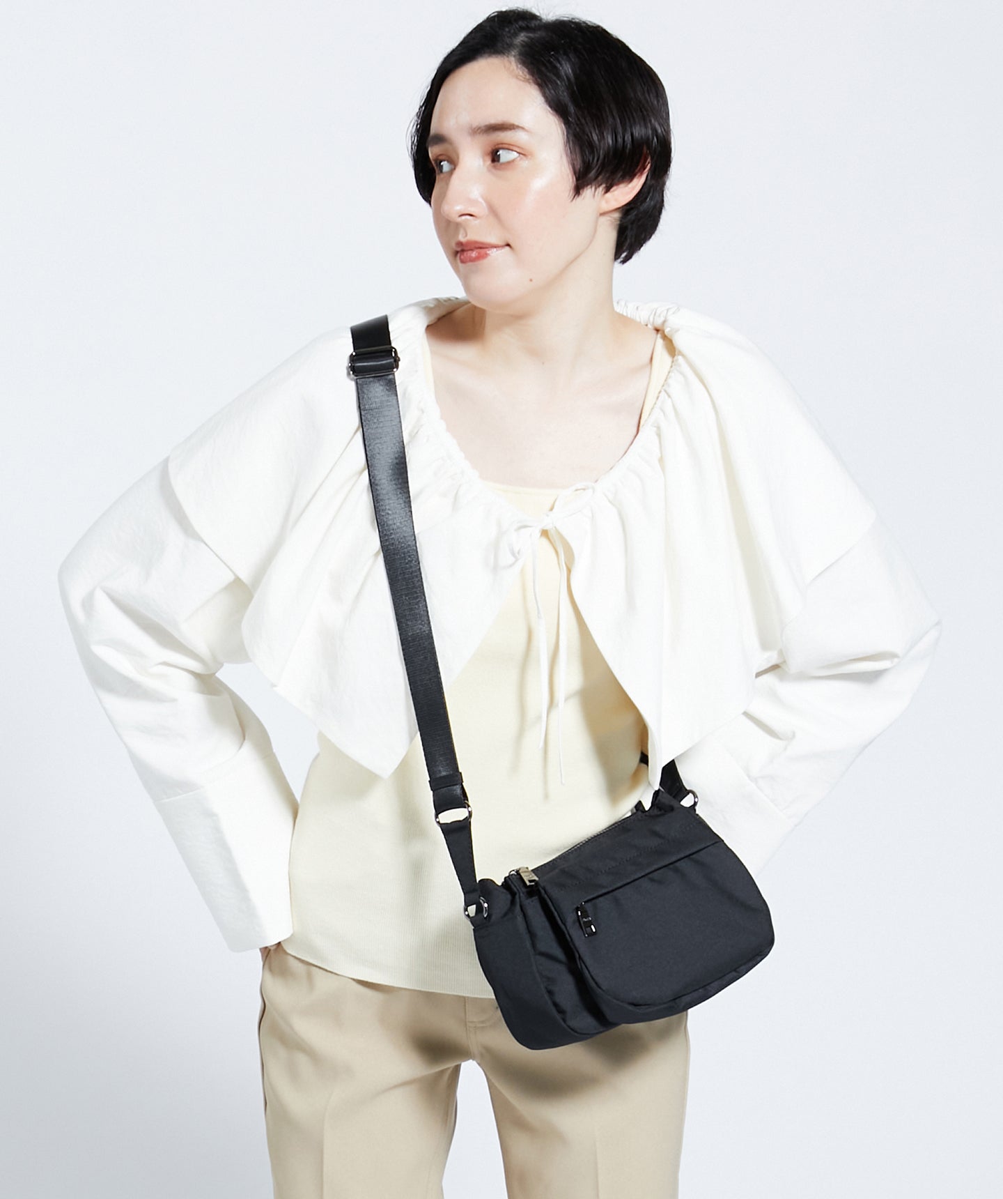 Y'SACCS vous et Simple Shoulder Bag, Size S