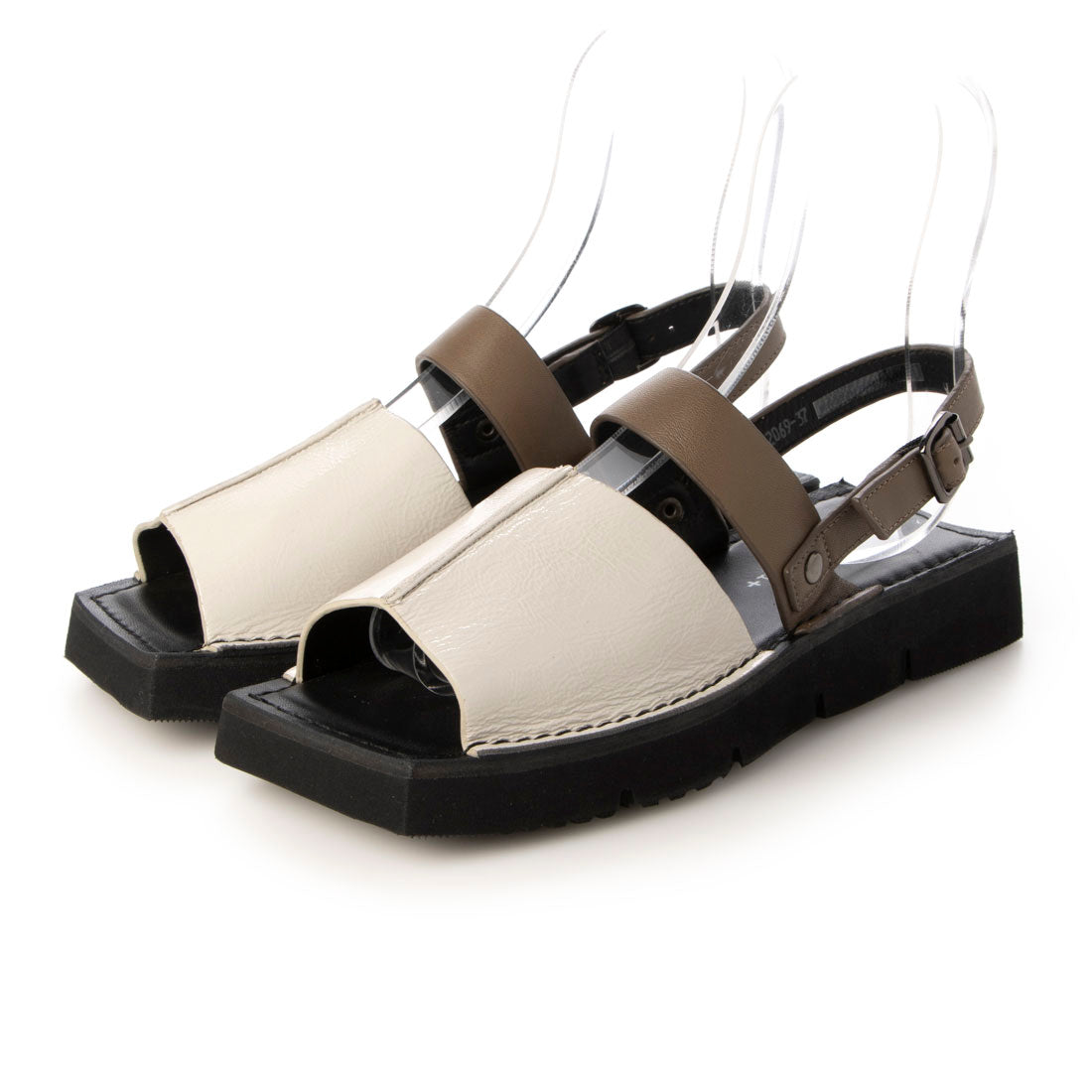 Yuko Imanishi+ Sandals