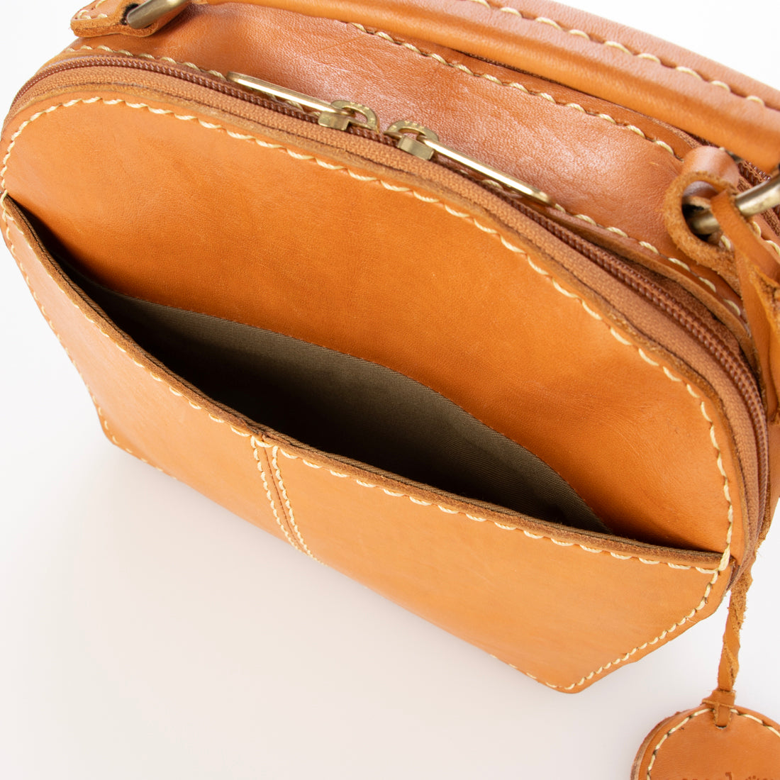 ズッケロ zucchero ズッケロ zucchero ステッチデザイン カウレザー持ち手付2WAYお財布ショルダーバッグ （BROWN） BROWN