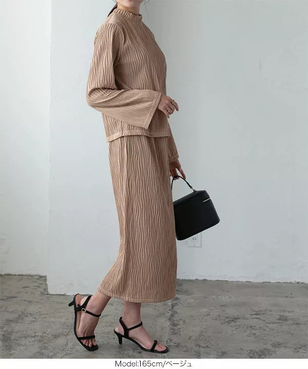 ジャガードウェーブデザインフレアスリーブハイネックトップス