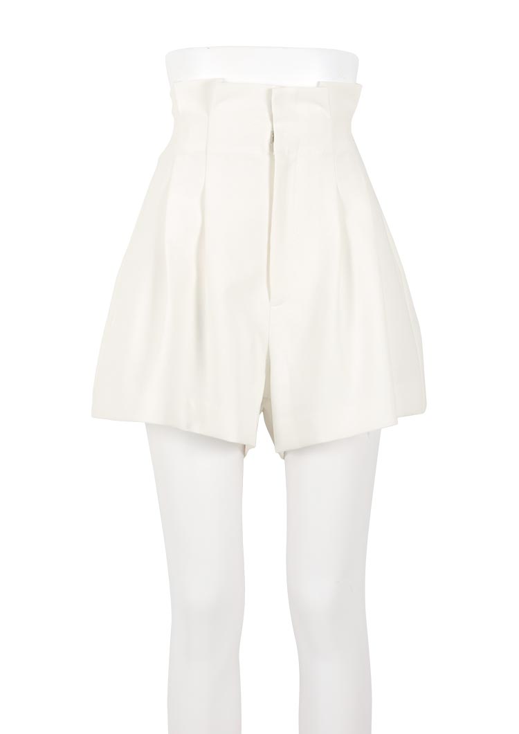 Tuck detail short pants