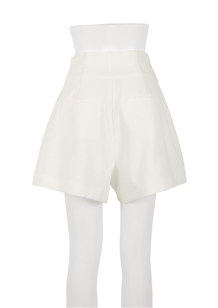 Tuck detail short pants