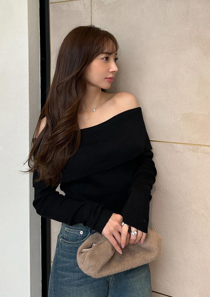 Off shoulder knit top
