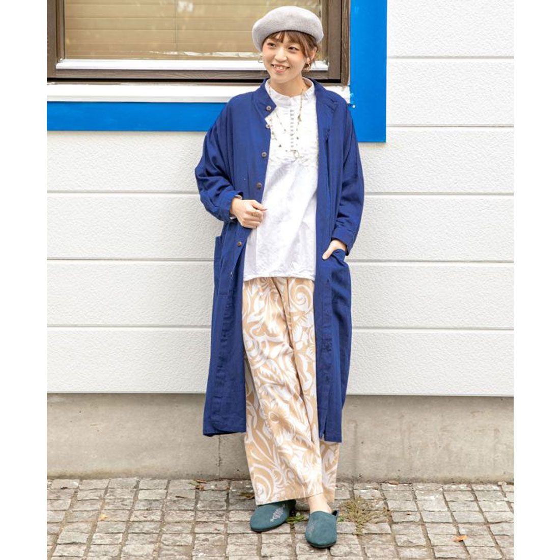 【チャイハネ】yul バンドカラーシャツワンピース ブラック,ブルー