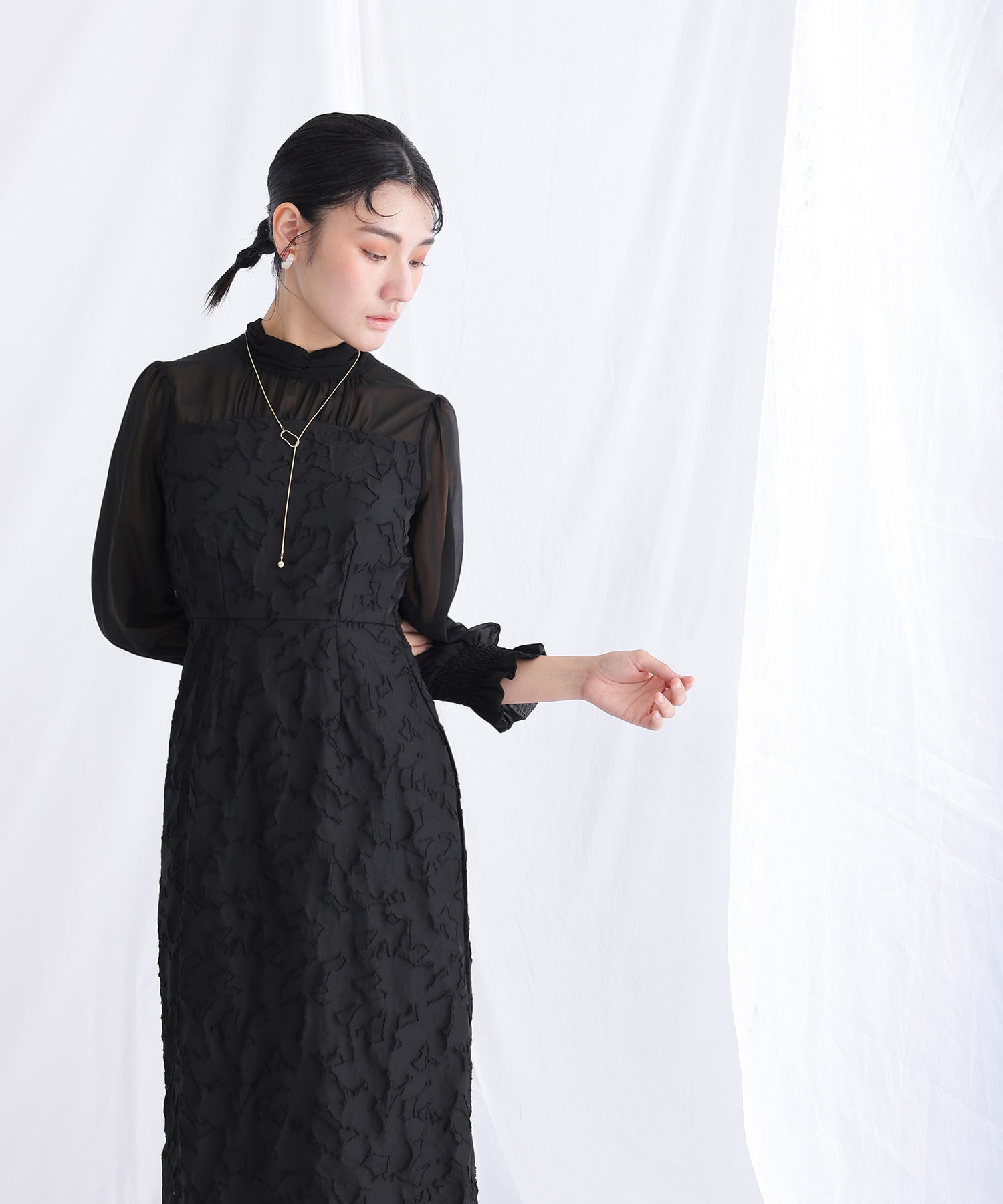 プールヴー PourVous 結婚式パーティードレスミモレ丈と袖ありジャガードお呼ばれフォーマル ワンピース 20代 30代 40代 （ブラック） ブラック