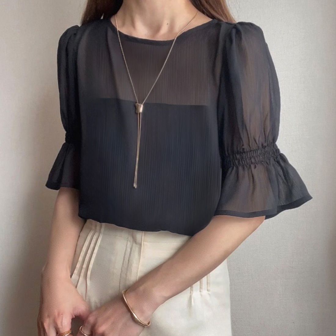 フィルー FILLOU FILLOU シアーフレアスリーブブラウス,ブラック