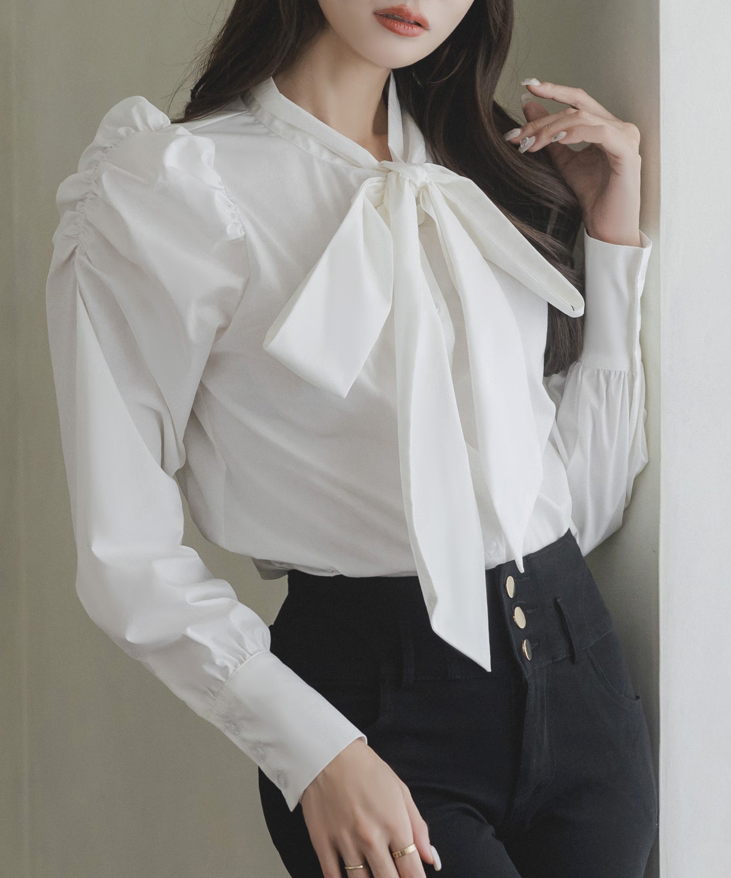 ジュリアブティック JULIA BOUTIQUE ボウタイパワショルブラウス/23530 （White） ホワイト