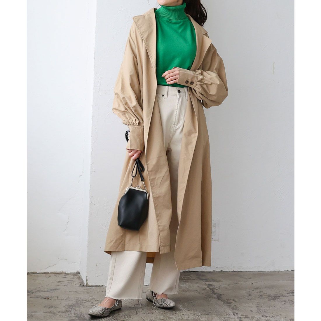 KOBE LETTUCE Volume Sleeve Back Tuck Trench [K1090]