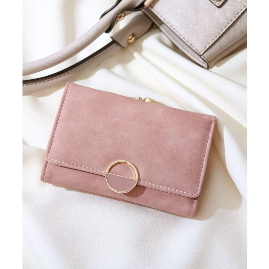 フロージュ florge 【大容量】ハーフラウンドモチーフのスクエアがま口財布,ピンク