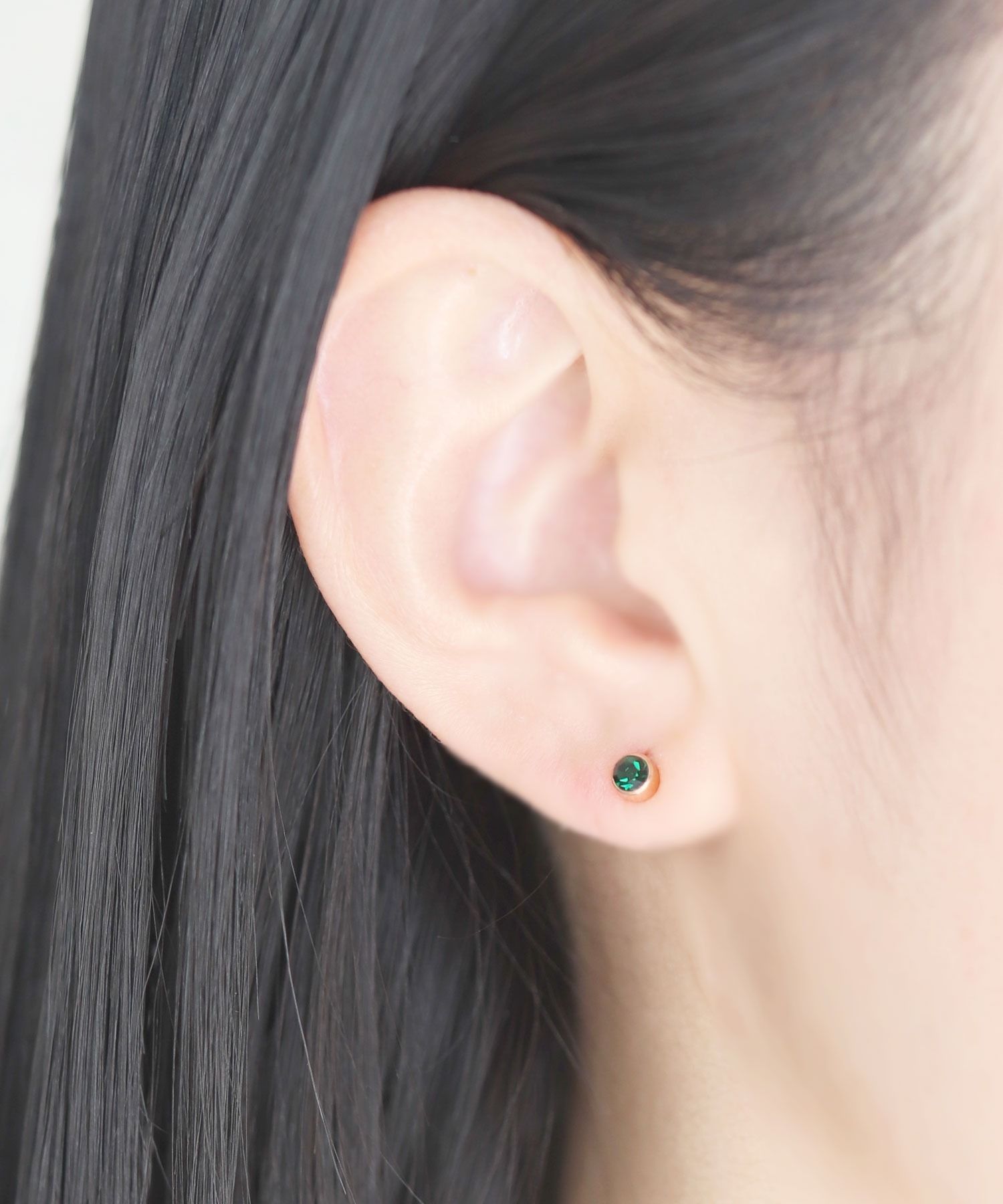 フロージュ florge 【誕生石シリーズ】金属アレルギー対応 一粒キュービックジルコニアステンレスピアス 5月エメラルド,ピンクゴールド