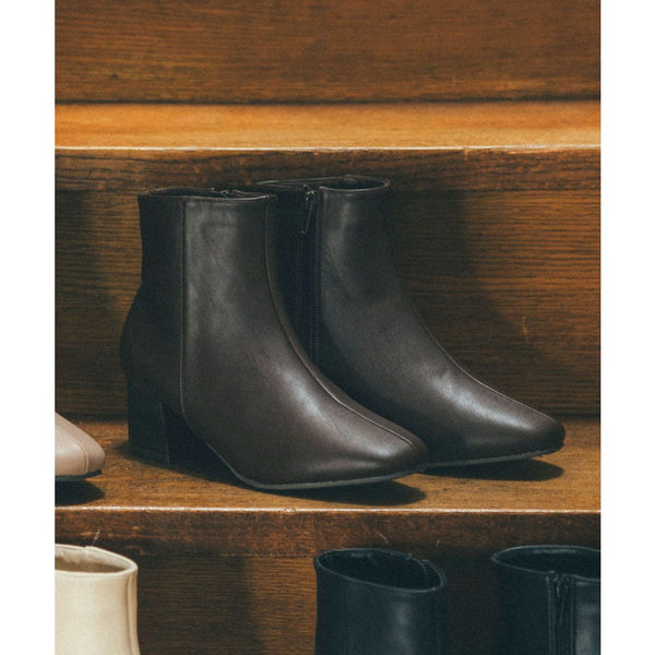 【Eri】[PIPPICHIC】BETTY SHORT BOOTS8:37 PIPPICHIC/ピッピシック】 BETTY SHORT BOOTS8:37