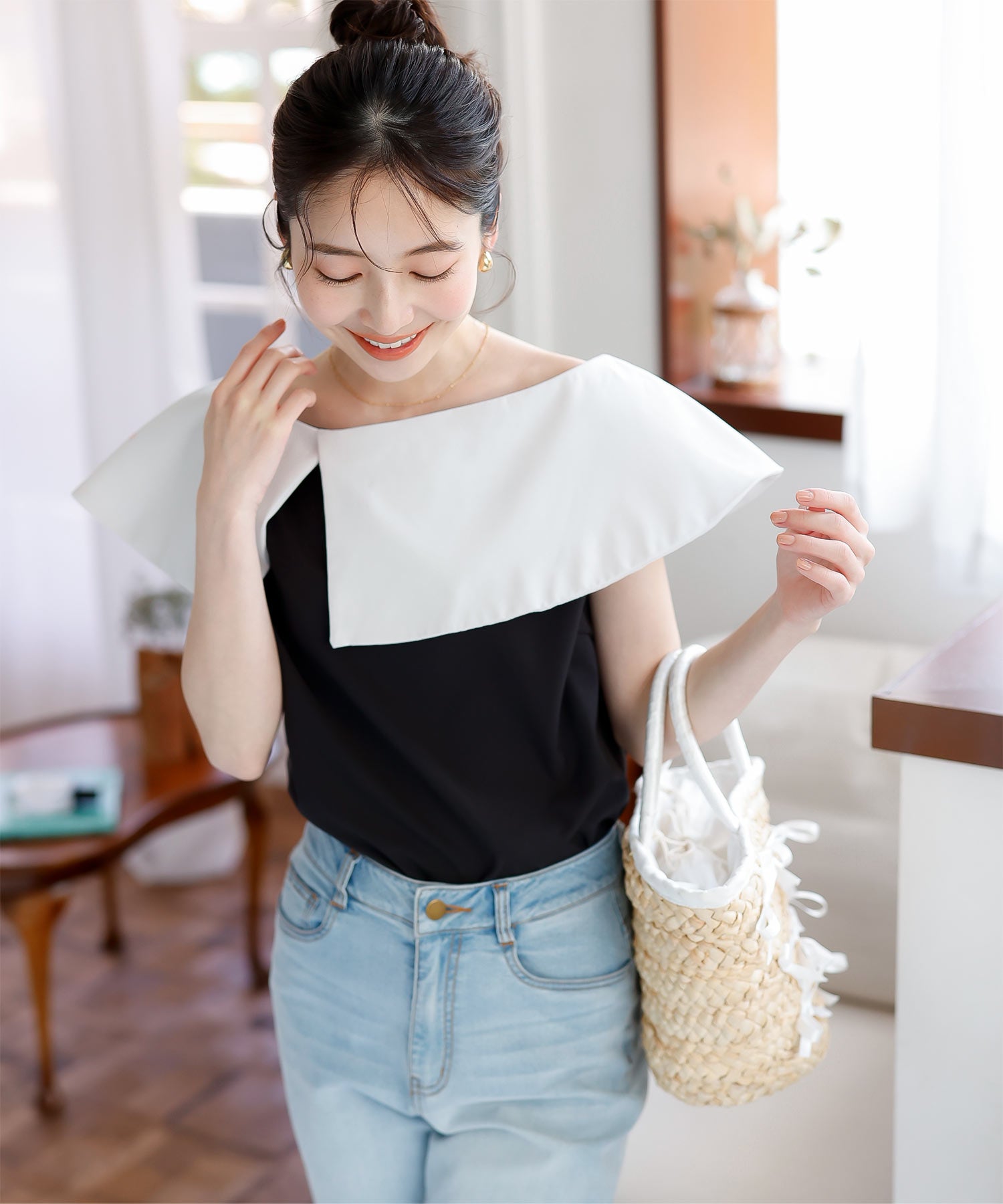 コウベレタス KOBE LETTUCE 肩紐隠しテープ付きオフショルケープブラウス [C7099] （オフ×ブラック） オフ×ブラック