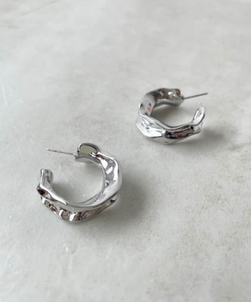 スリーフォータイム Three Four Time デフォルムフープピアス