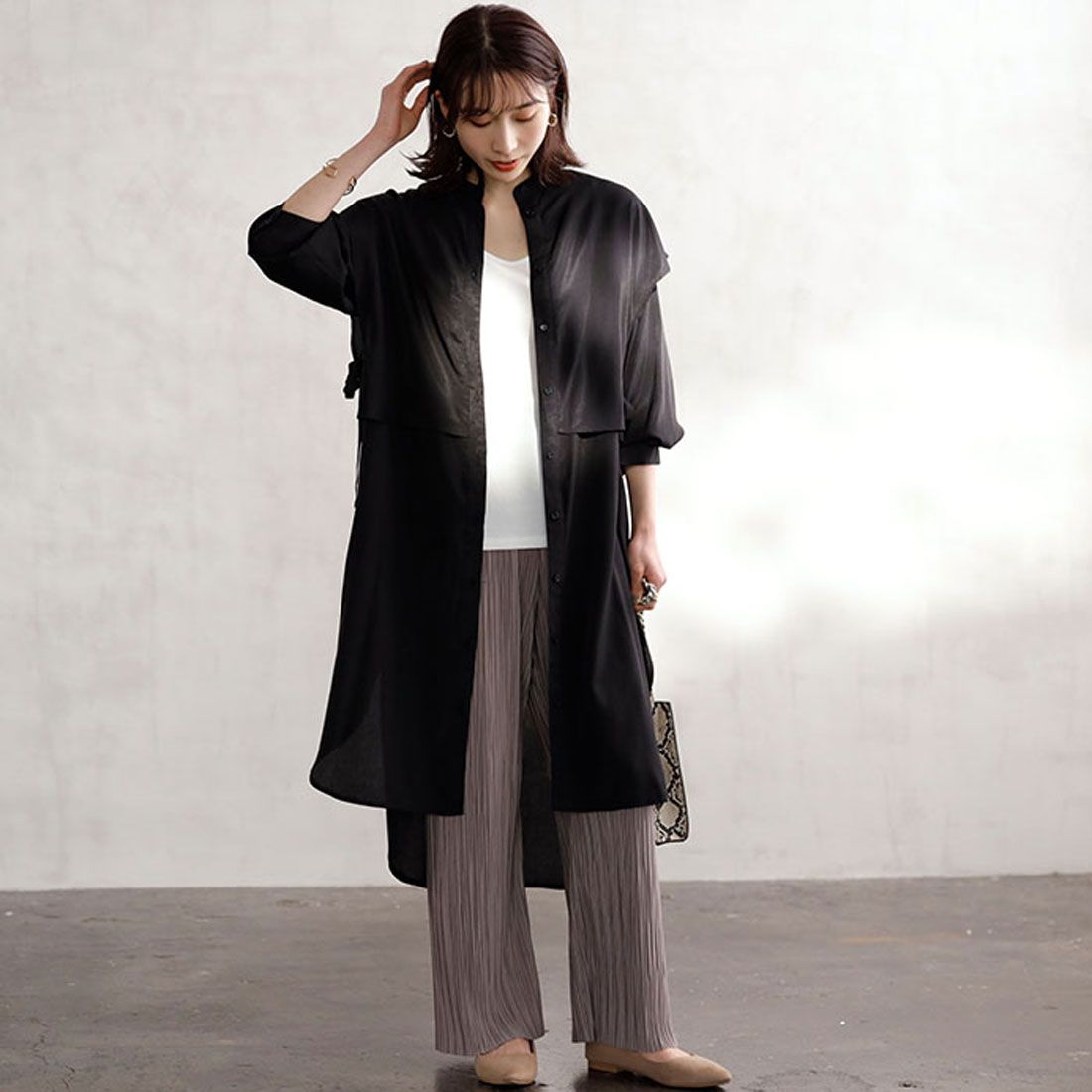 GeeRA Cape-style design shirt dress