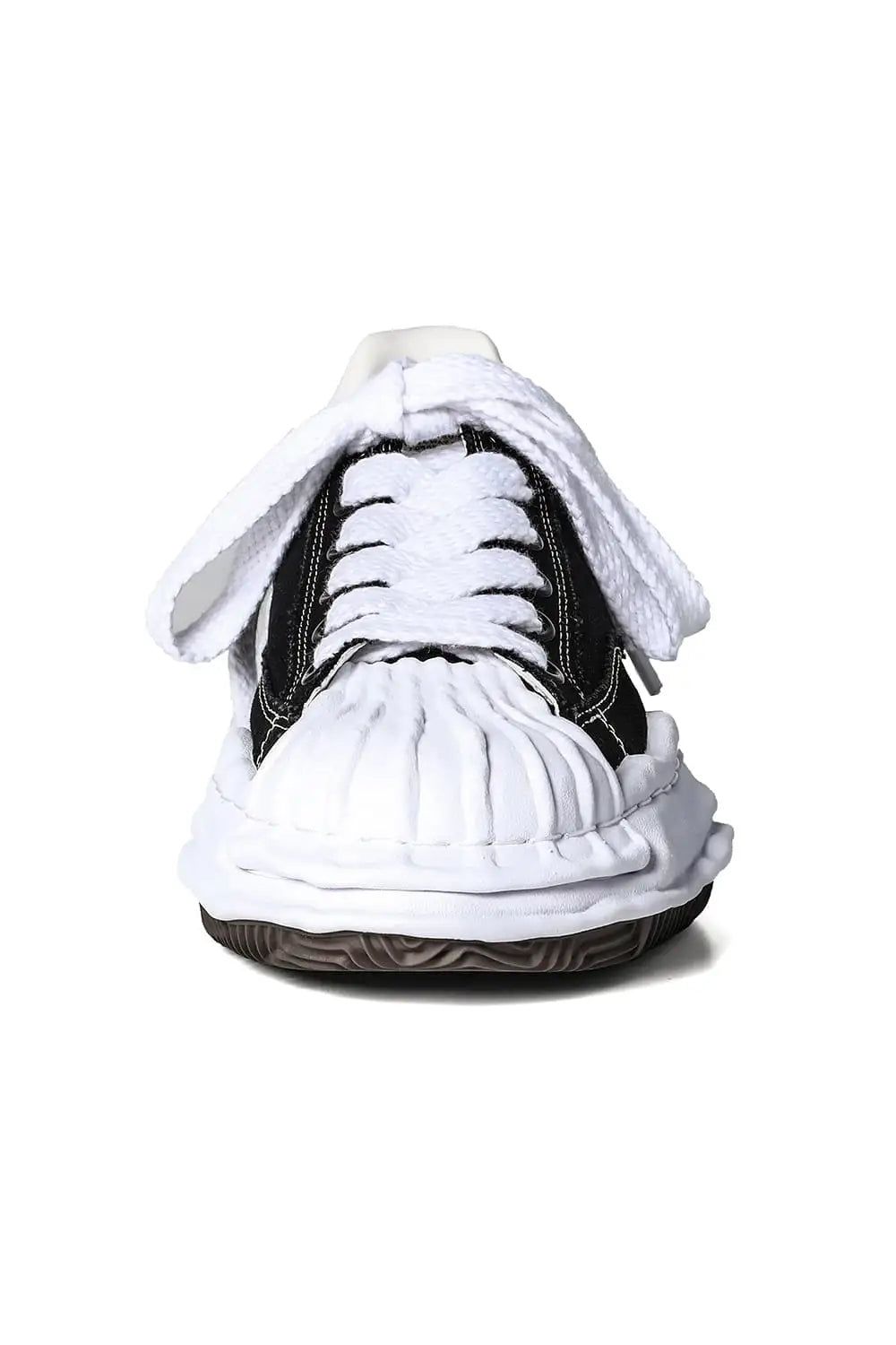 Maison MIHARA YASUHIRO BLAKEY Original Sole Canvas Low Cut Sneaker