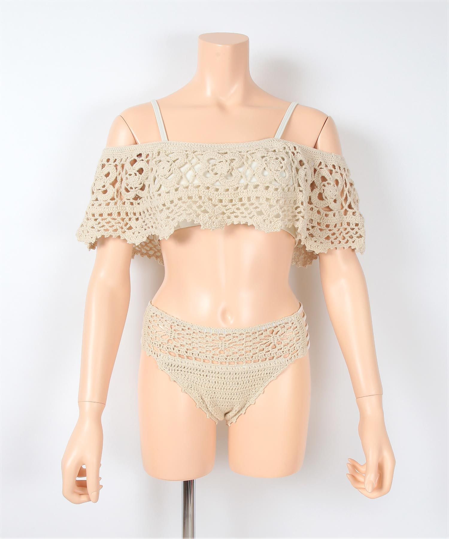 titivate クロシェオフショルダーバンドゥビキニ／水着 ブラック【返品不可商品】