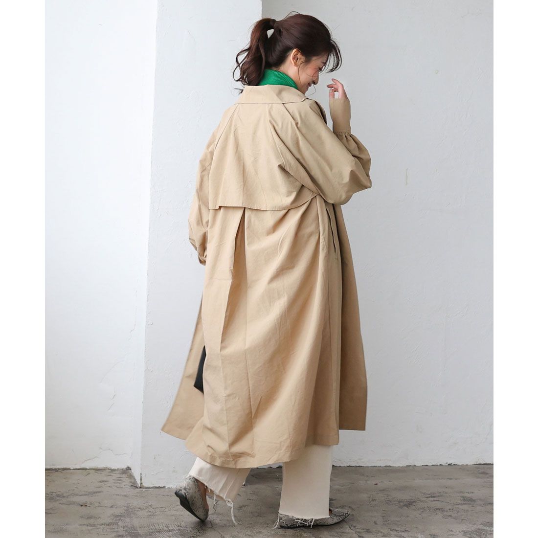 KOBE LETTUCE Volume Sleeve Back Tuck Trench [K1090]