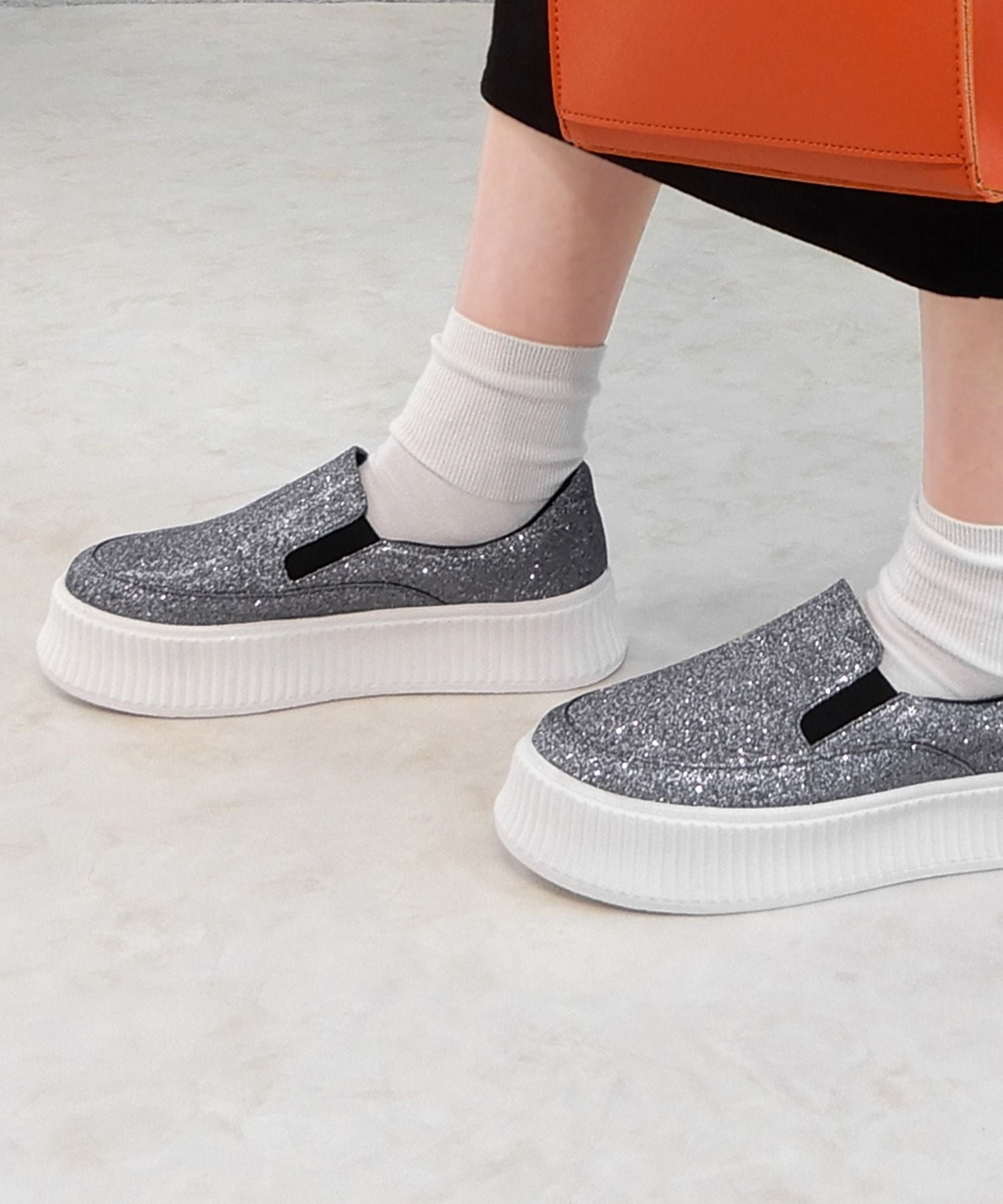 minia track sole slip-on sneakers