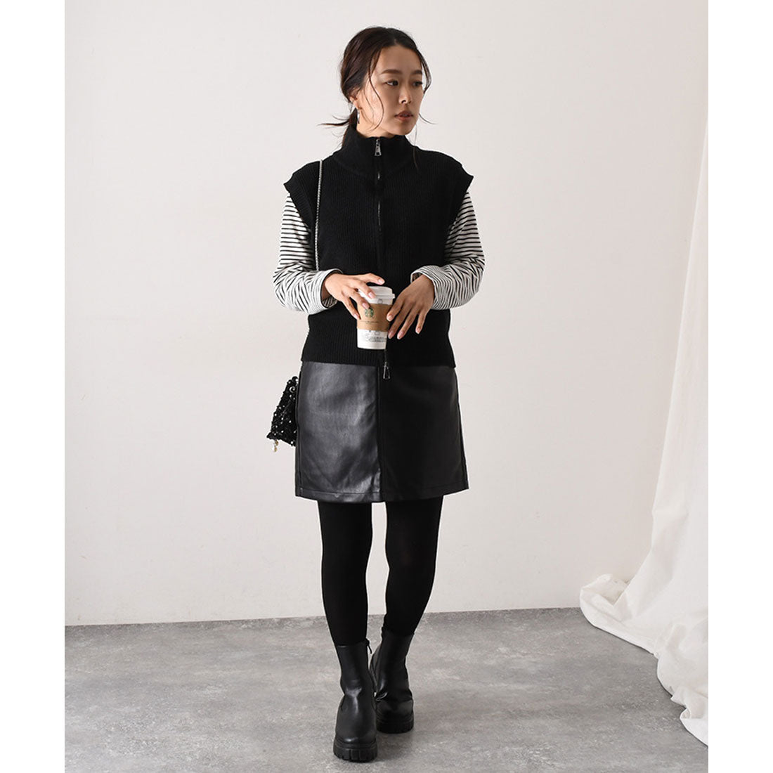 リアルスタイル REAL STYLE ニット ベスト レディース 羽織り 秋 冬 ハイネック ゆったり 洗える ウォッシャブル 体型カバー 首カバー 冷え 寒さ対策 防寒 （ベージュ） ベージュ