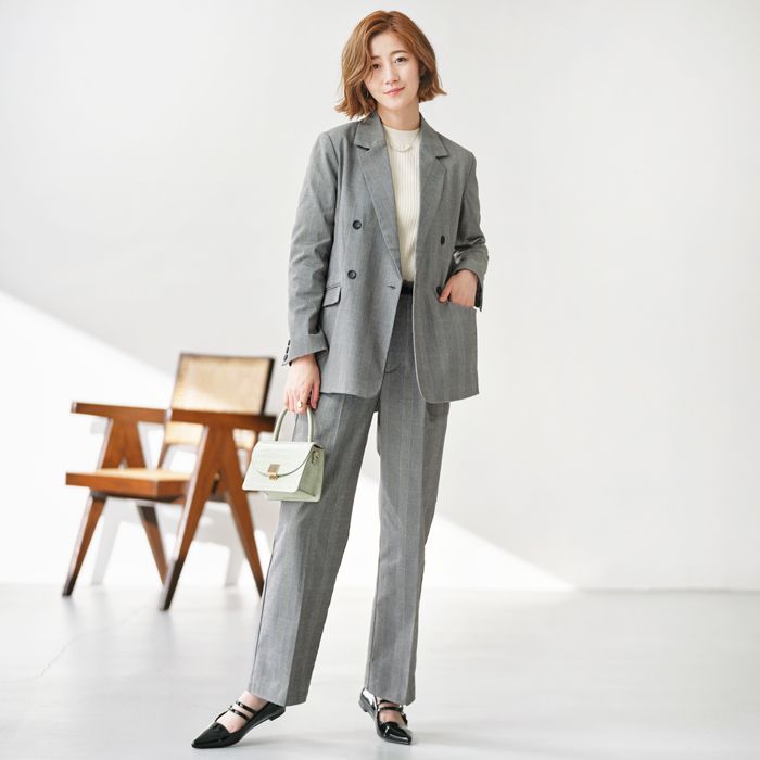 GeeRA Double button tailored jacket with great features!