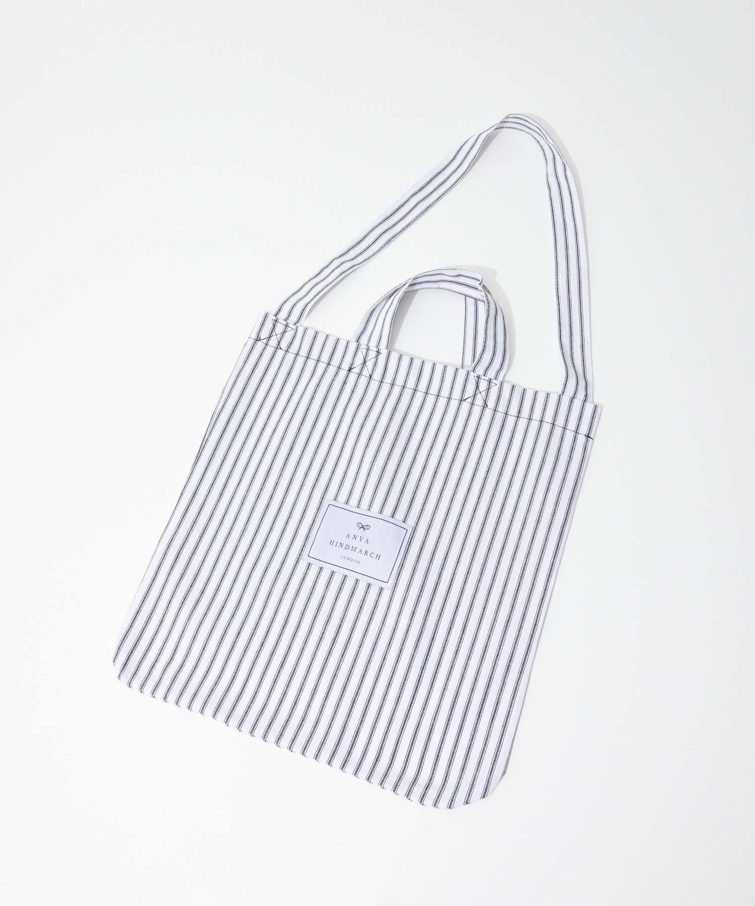 アニヤハインドマーチ Anya Hindmarch 5050925 193542 ショルダーバッグ Crossbody Pouch Eyes in ECONYL regenerated Nylon レディース バッグ アイズ クロスボディ