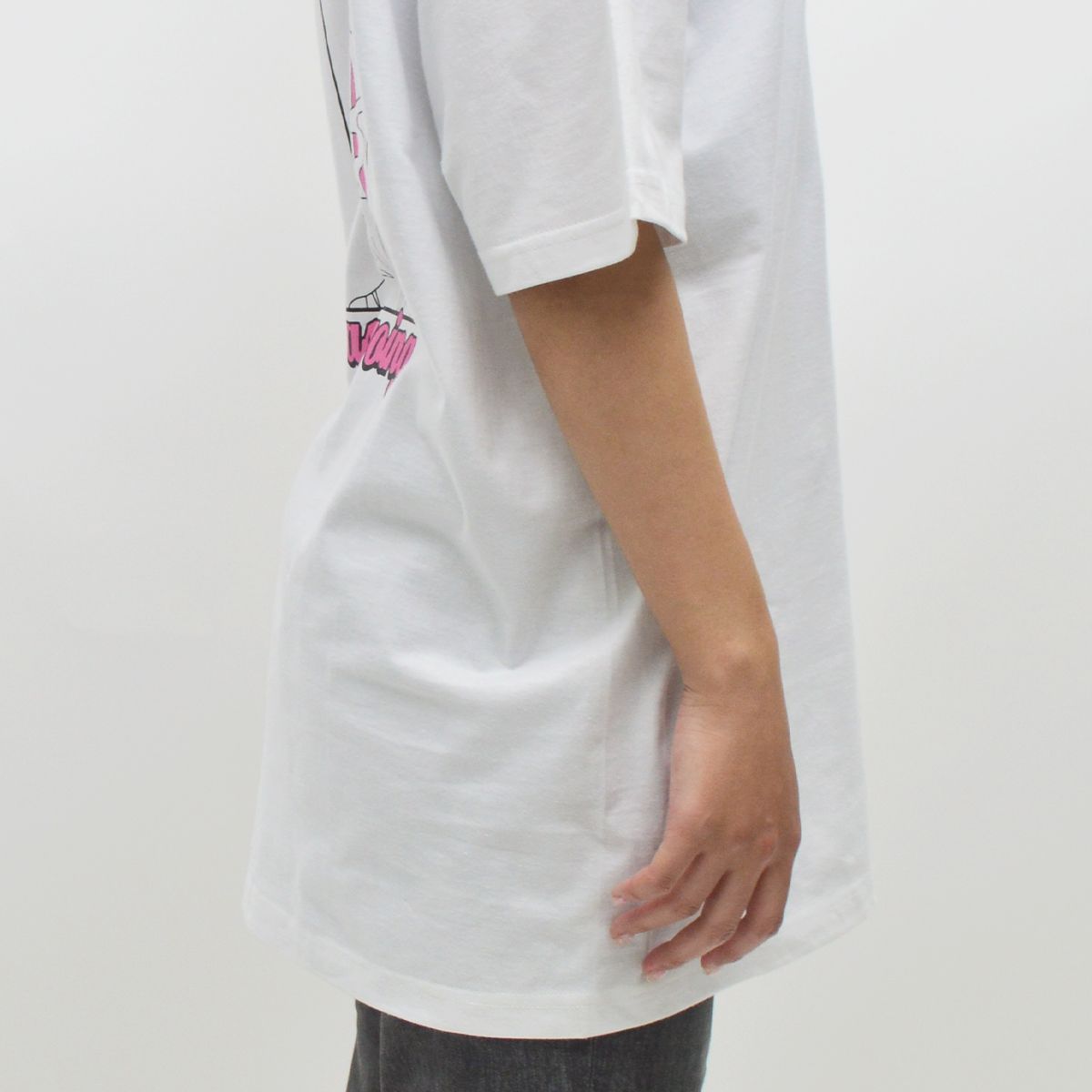 モディッシュガゼ MODISH GAZE スモーキングガール Relaxed半袖Tシャツ