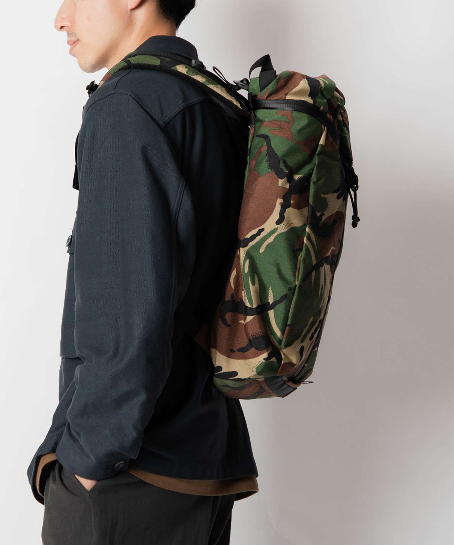 ミステリーランチ MYSTERY RANCH URBAN ASSAULT 21L アーバンアサルト バックパック デイパック リュックサック メンズ レディース リュック （リザード） リザード