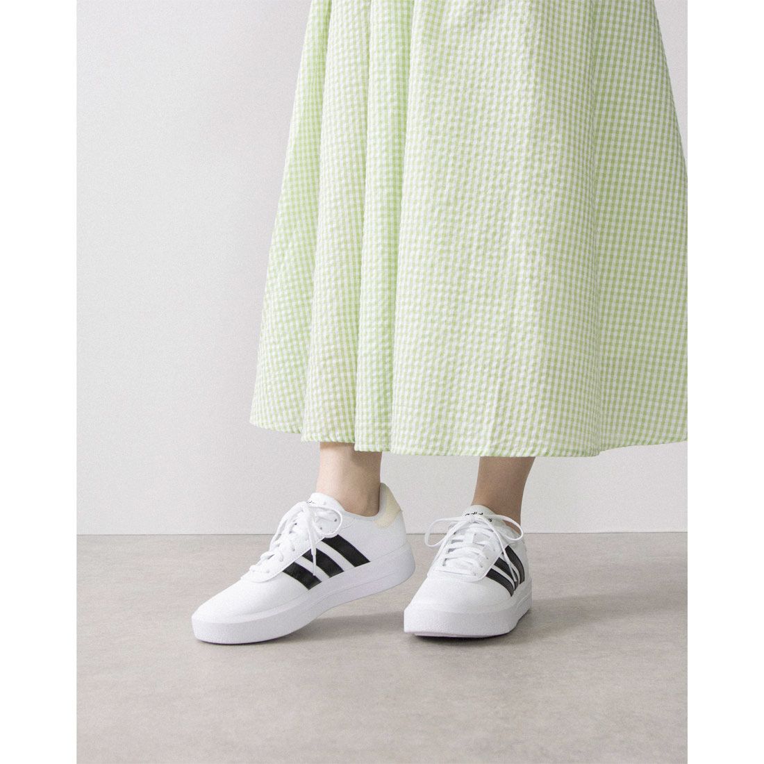 アディダス adidas レディース スニーカー 厚底 COURT PLATFORM