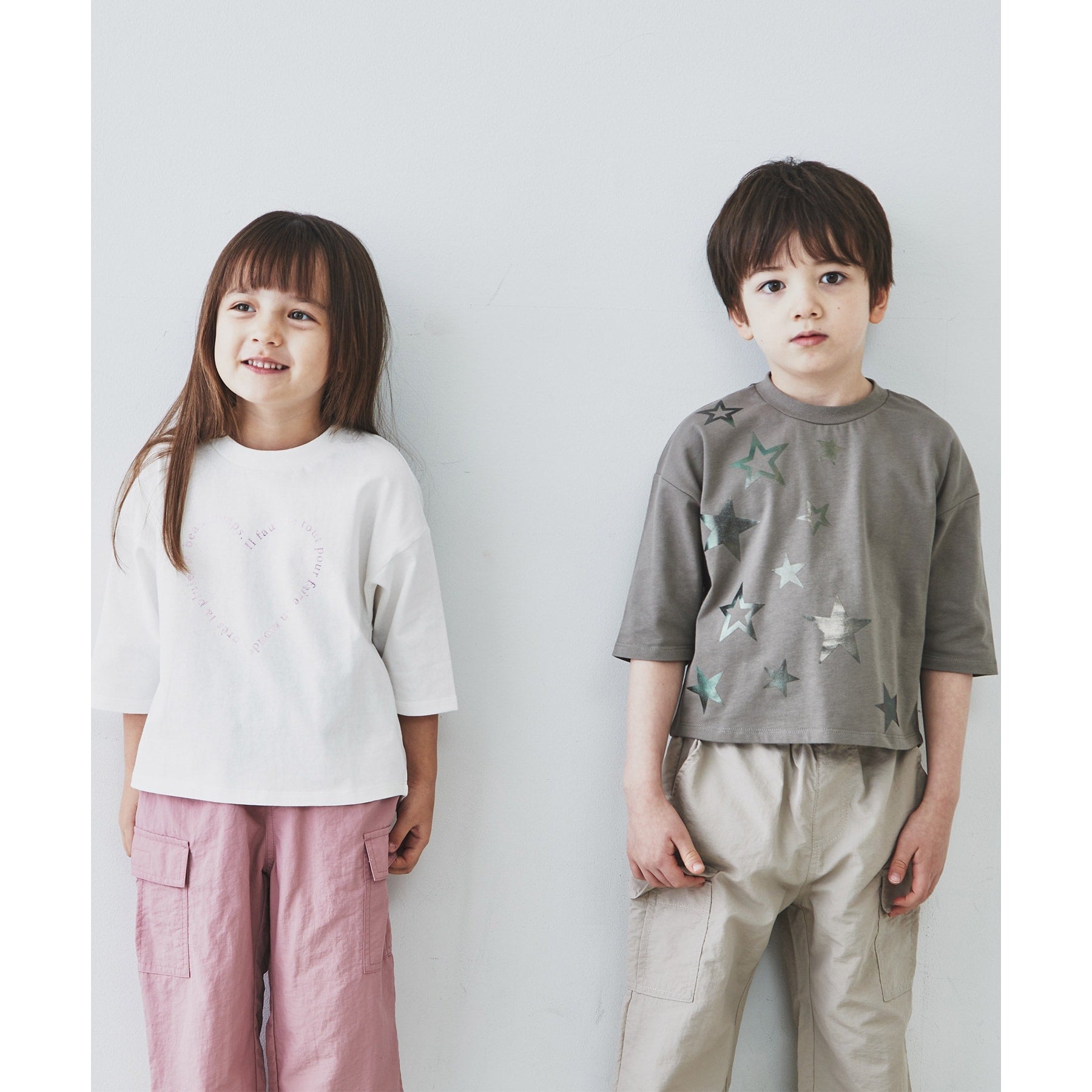 ザ ショップ ティーケー (キッズ) THE SHOP TK(Kids) 【110-150】オーガニックコットン天竺箔プリント七分袖 （オリーブグリーン(026)） オリーブグリーン(026)