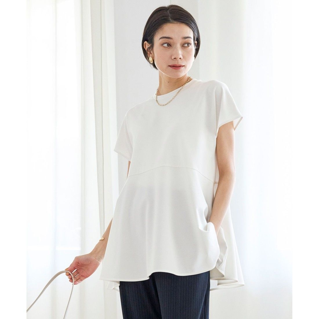 UNFILO 【接触冷感/ストレッチ/シワになりにくい】BEAUTY FORM ペプラムTシャツ