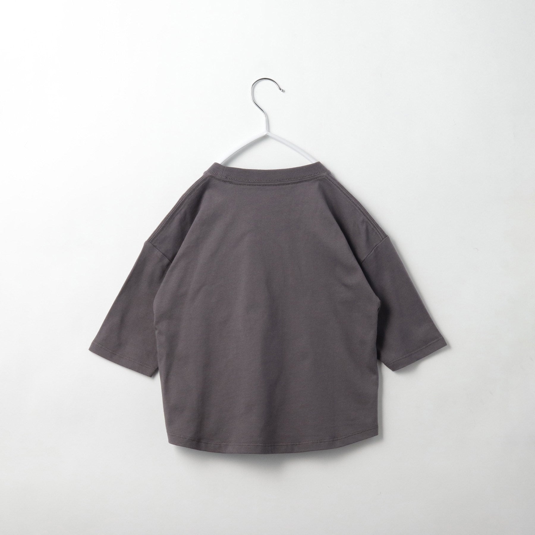 ザ ショップ ティーケー (キッズ) THE SHOP TK(Kids) 【110-150】オーガニックコットン天竺箔プリント七分袖 （オリーブグリーン(026)） オリーブグリーン(026)