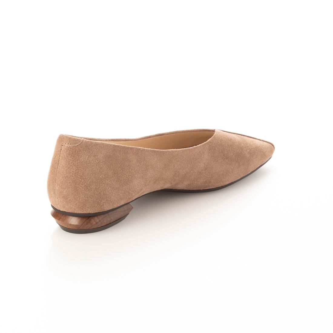 cava cava V-cut pumps
