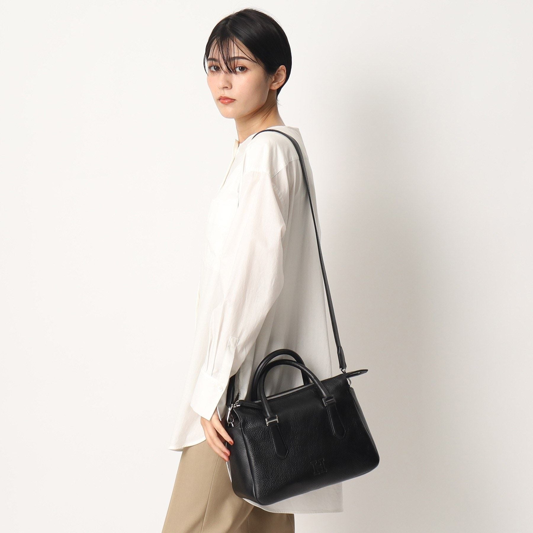 ヒロフ HIROFU 【ピアーチェ】レザーハンドバッグ M 2WAY 本革