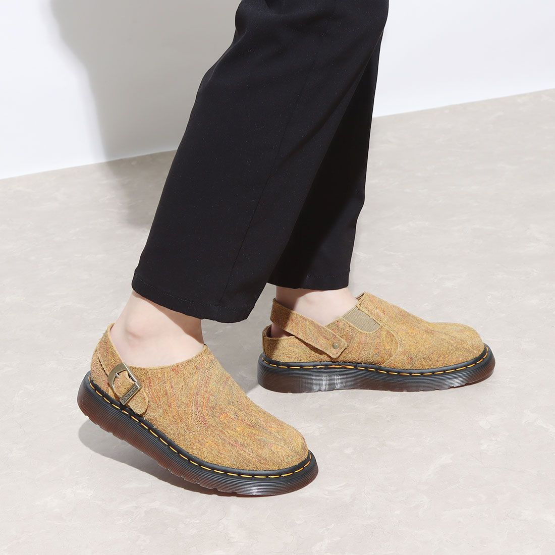 ドクターマーチン Dr.Martens レディース サンダル スリッポン ミュール ISHAM 30619201