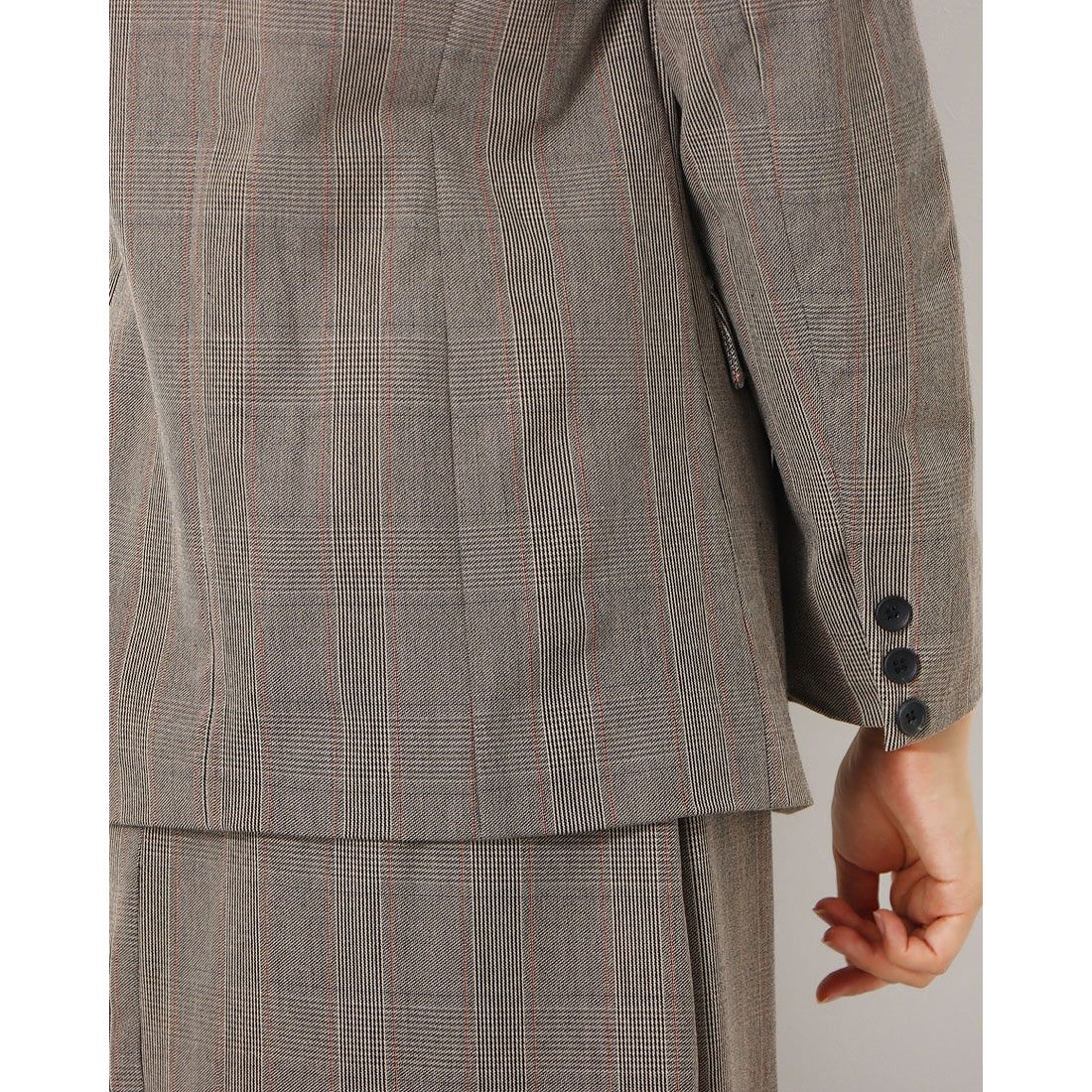 GeeRA Double button tailored jacket with great features!