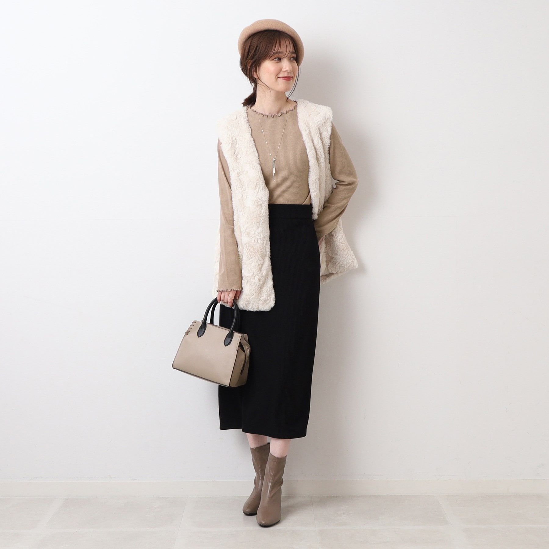 シューラルー SHOO・LA・RUE メロー使いボトルネック長袖インナー