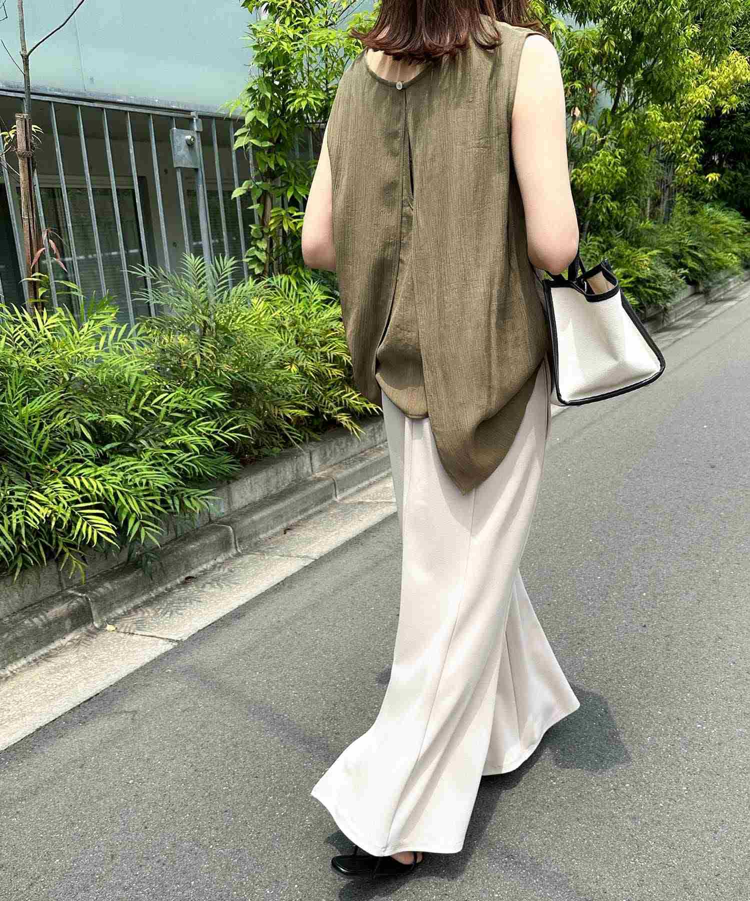 アンドミー andme レイヤード風  シアー ノースリーブ ブラウス