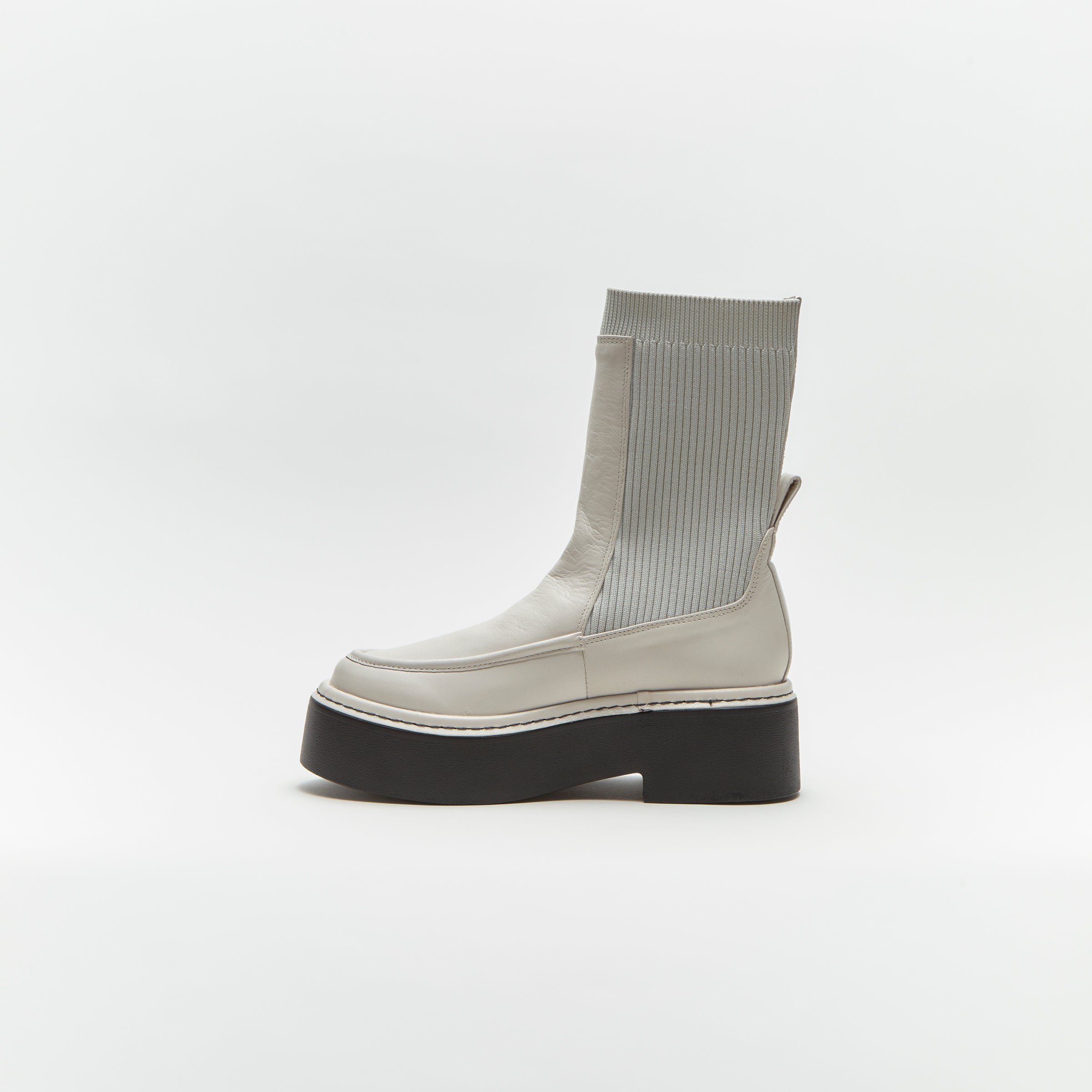 BUENA LEATHER BOOTS （OFF WHITE） OFF WHITE