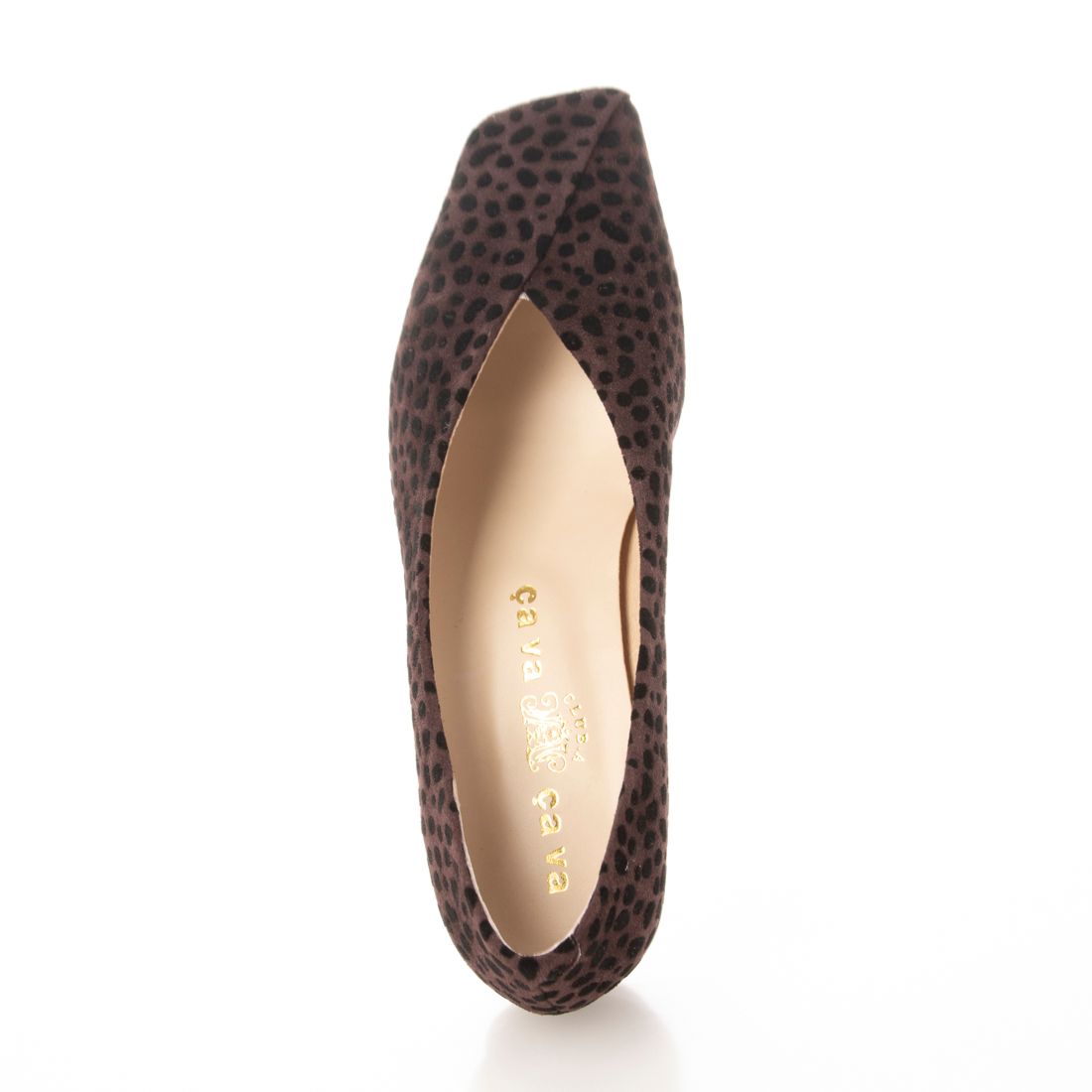cava cava V-cut pumps