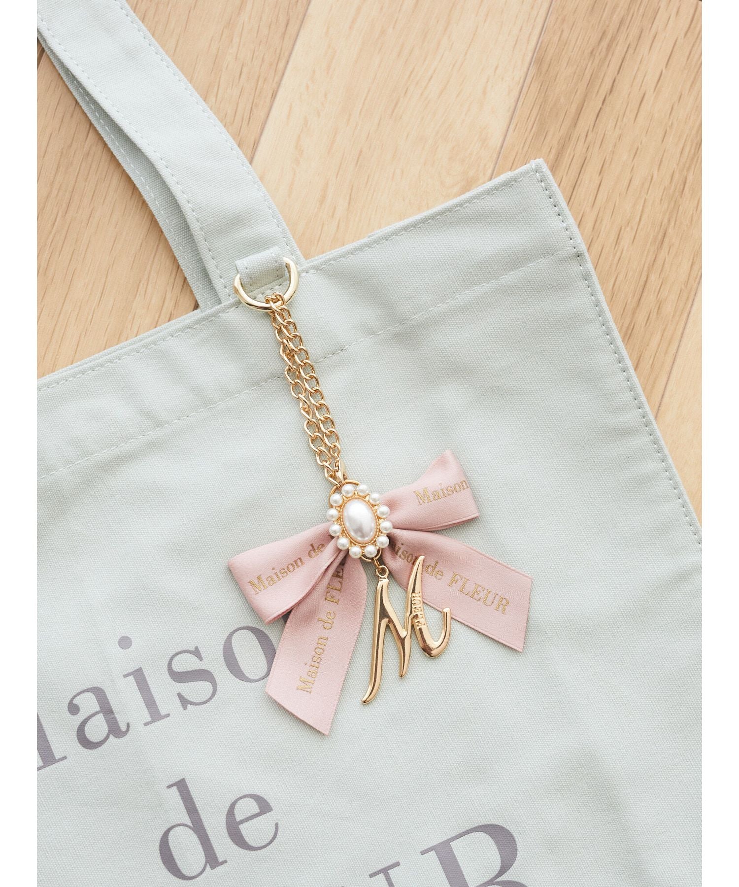 メゾン ド フルール Maison de FLEUR EC限定ブランドロゴプリントスクエアトートバッグ （イエロー） イエロー