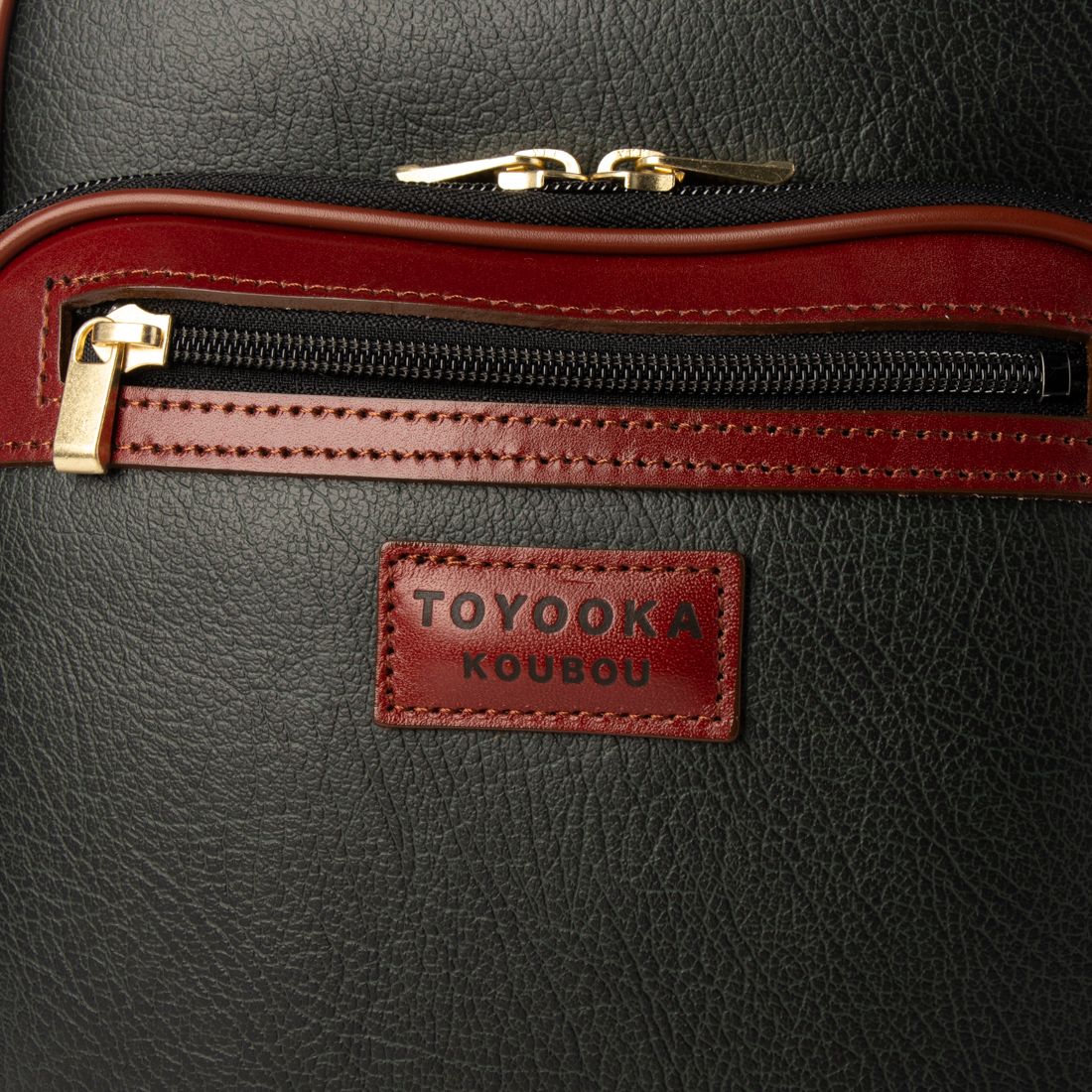 トヨオカコウボウ 豊岡工房 牛革使いボンディングショルダーバッグ