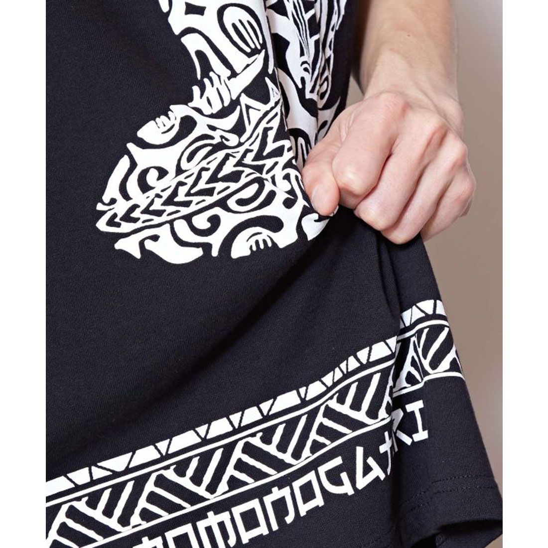 【チャイハネ】洋輔×Amina メッカーTシャツ レッド