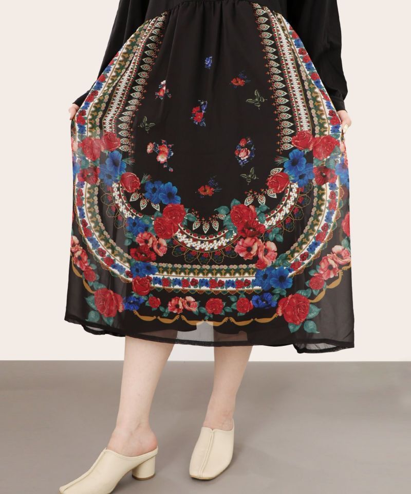 スカラー ScoLar 花蝶柄シフォン重ねワンピース