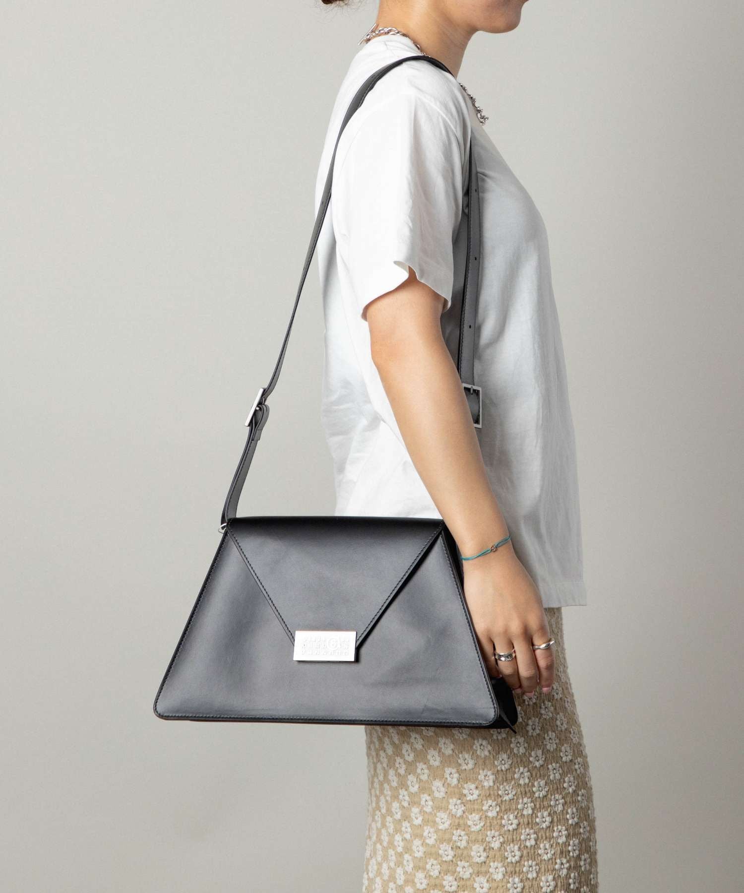 MM6 Maison Margiela MM6 Maison Margiela SB5ZH0018 P6418 Shoulder Bag N