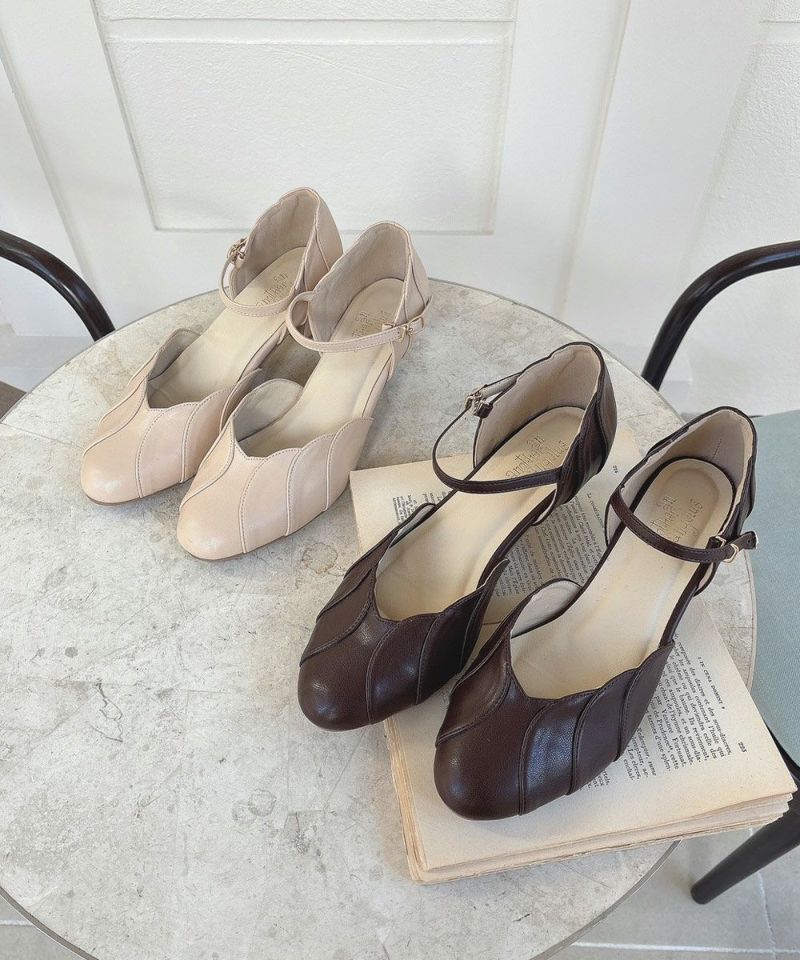 アンアナザーアンジェラス an another angelus フラワーペタルセパレートパンプス(Fi.n.t) （L/BEIGE） L/BEIGE