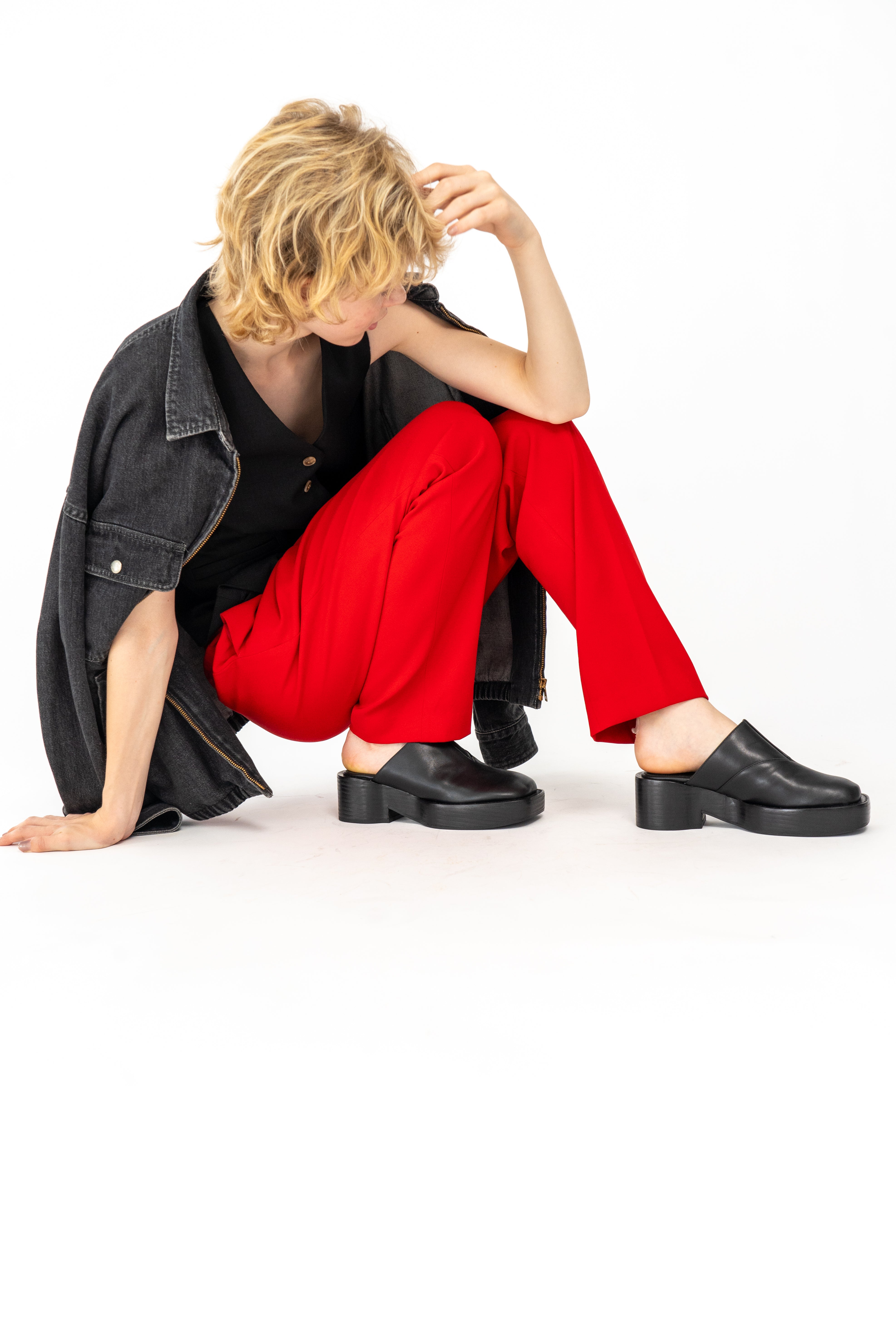 VIVLOS LEATHER MULES