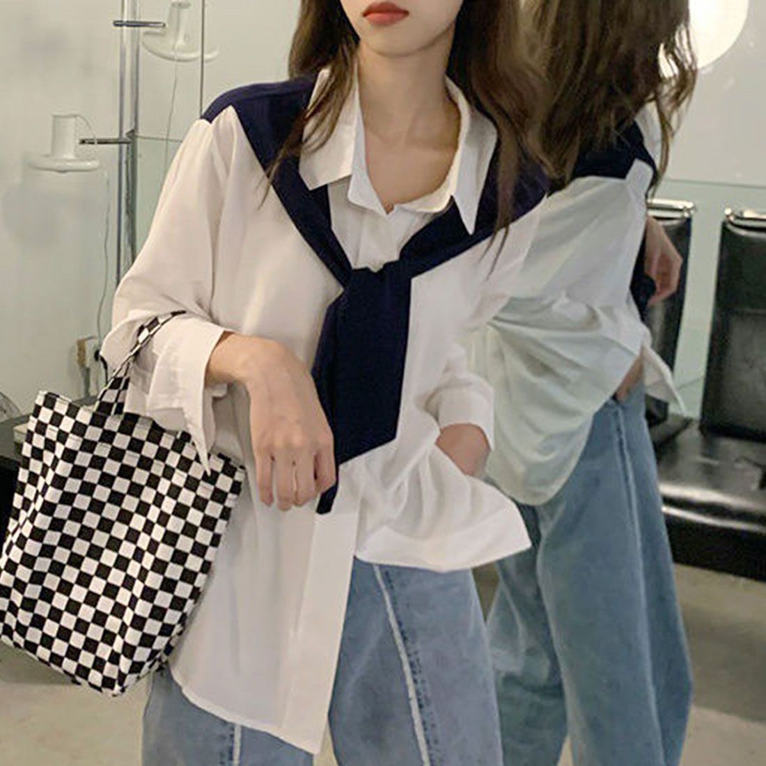 アミュレット Amulet 肩掛け風バイカラーシャツ レディース トップス 長袖 無地 春服 秋 10代 20代 30代 韓国ファッション カジュアル アクセント 差し色 個性的