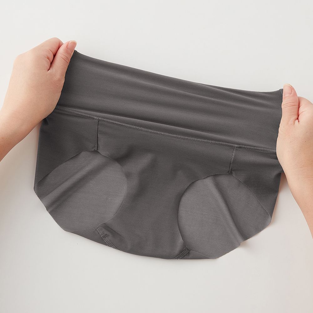 グンゼ GUNZE おなか・骨盤シェイプ レギュラーショーツ【返品不可商品】