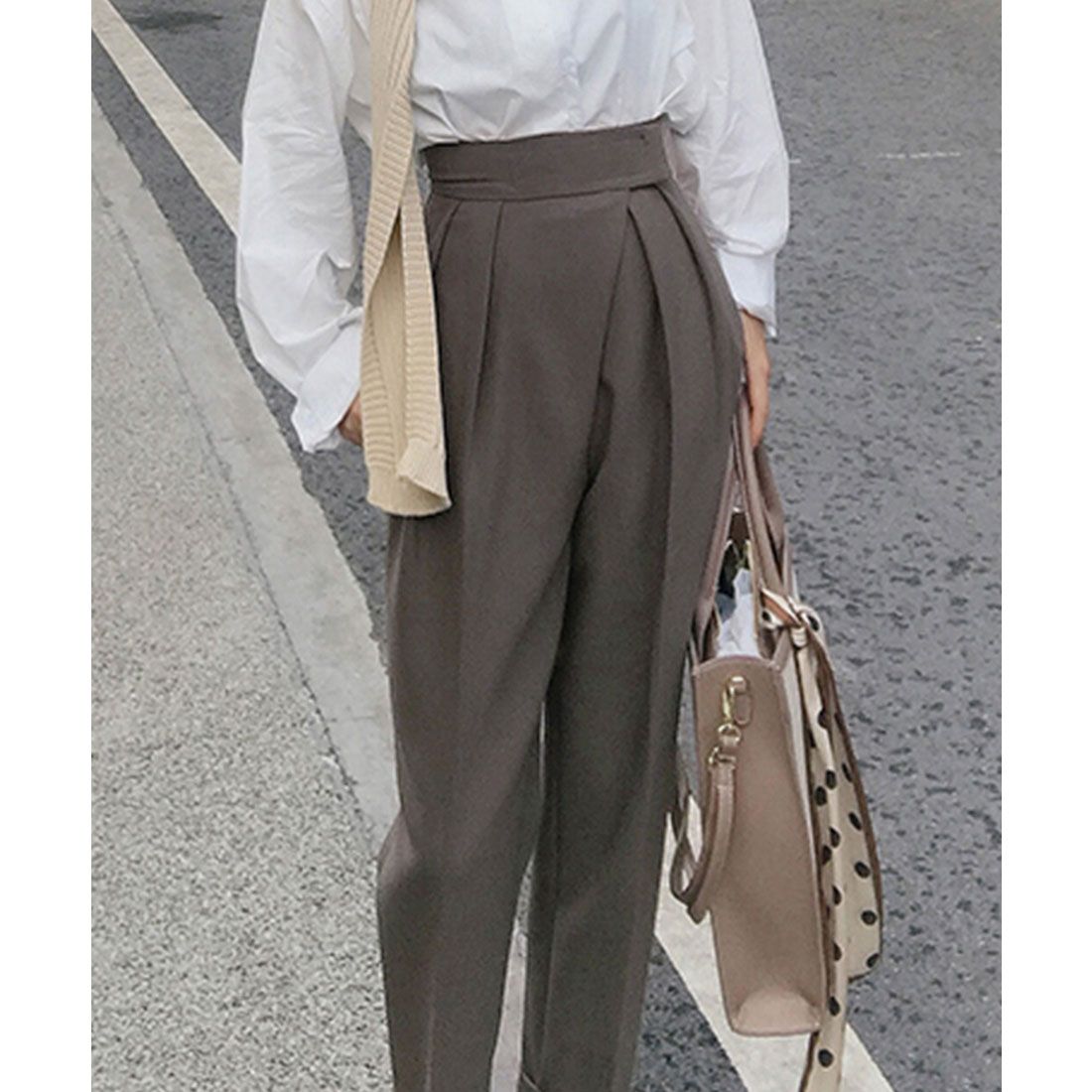 錐形褲子女士美麗的腿