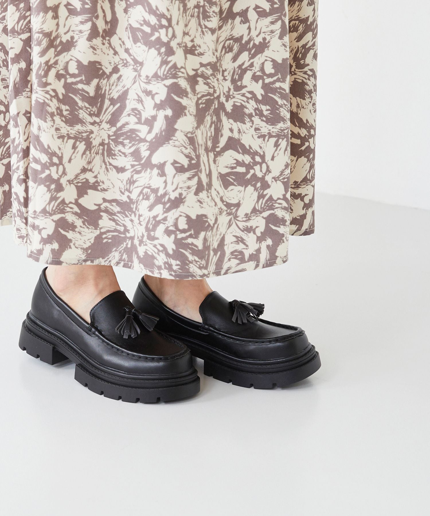 メヌエ Menue 厚底 トラックソール ローファー